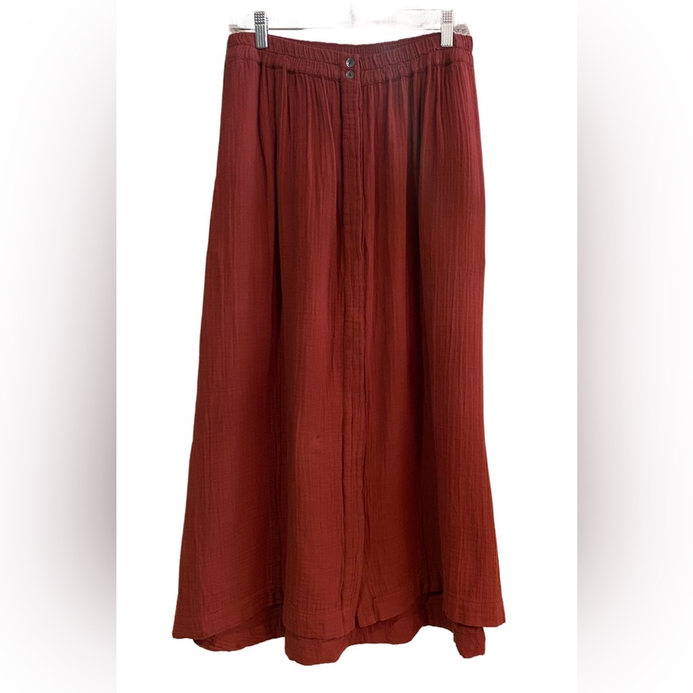 Xirena - Serina Skirt in Terra
Size L
NEVER WORN
